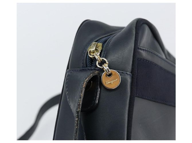 Borsa a Spalla Salvatore Ferragamo Vala in Pelle Blu Navy Oro Auth 155315 D'oro - vista 10