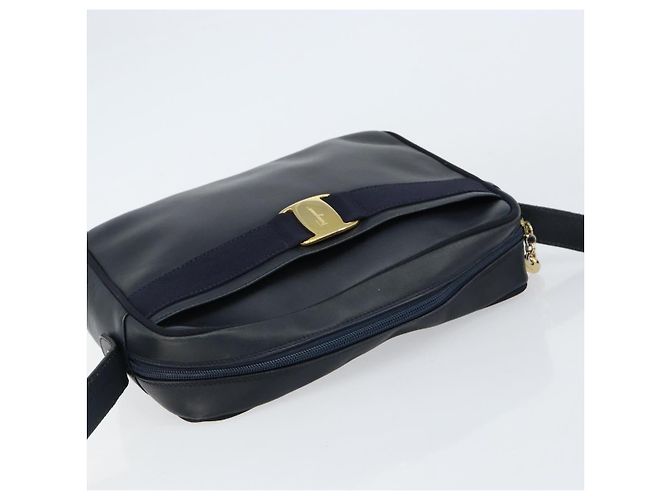 Borsa a Spalla Salvatore Ferragamo Vala in Pelle Blu Navy Oro Auth 155315 D'oro - vista 6
