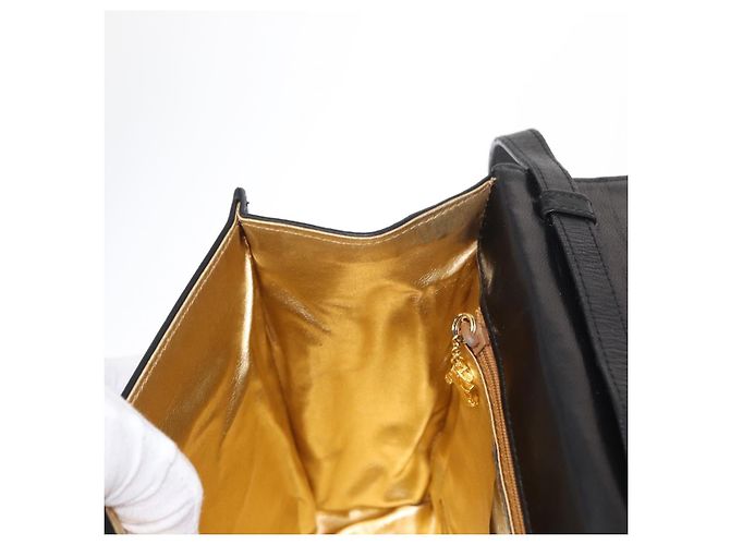 Borsa a Spalla Salvatore Ferragamo in Pelle Nera Oro Auth 153867 Nero D'oro - vista 19