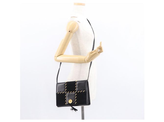 Borsa a Spalla Salvatore Ferragamo in Pelle Nera Oro Auth 153867 Nero D'oro - vista 22