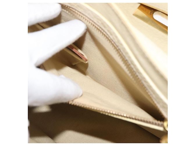 Chloé Borsa a Spalla Chloe Sally in Pelle Beige Oro Auth bs29994 D'oro - vista 22