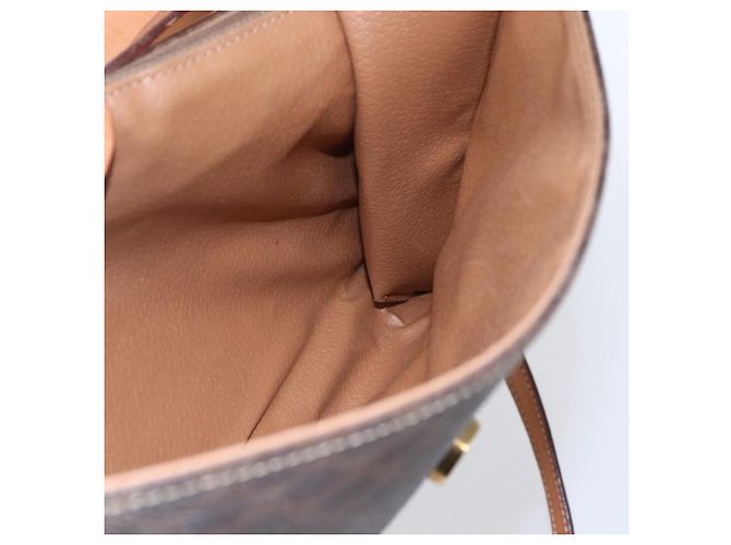 Céline CELINE Macadam Canvas Circle Shoulder Bag PVC Leather Brown Gold Auth 153465 Golden - vue 17