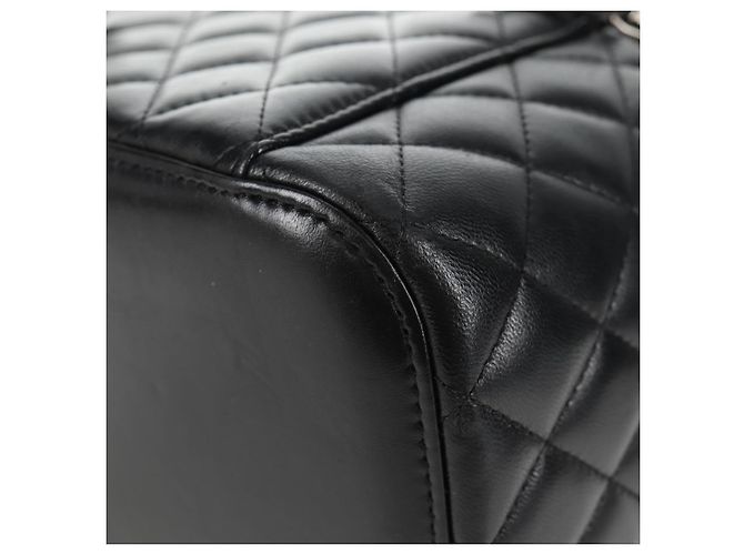 Vanity CHANEL Pochette Matelassé in Pelle di Agnello Nera Argento CC Auth 142565M Nero - vista 13