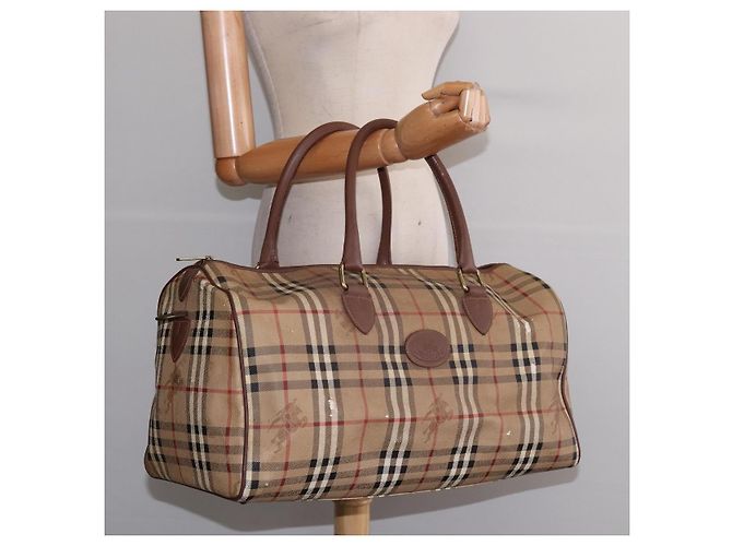 Autre Marque Borsa Boston in PVC beige e oro Nova Check di Burberrys Auth gh919 D'oro - vista 20
