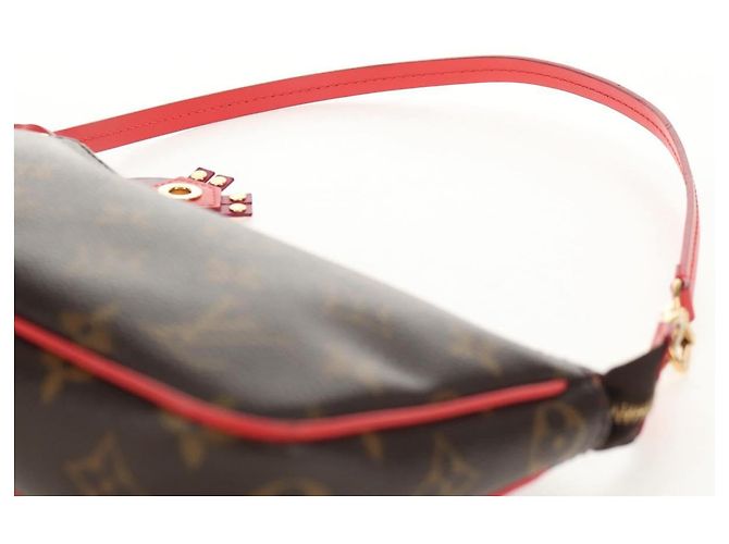 LOUIS VUITTON Pochette Accessoires Monogram Totem M41669 LV Auth 144884V Monogramme - vue 8