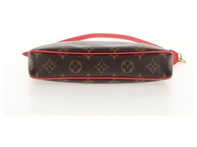 LOUIS VUITTON Pochette Accessoires Monogram Totem M41669 LV Auth 144884V Monogramme - vue 9