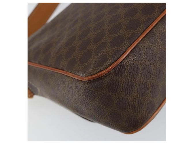 Céline Borsa a spalla circolare in tela Macadam CELINE in pelle PVC marrone oro Auth 150513 D'oro - vista 17