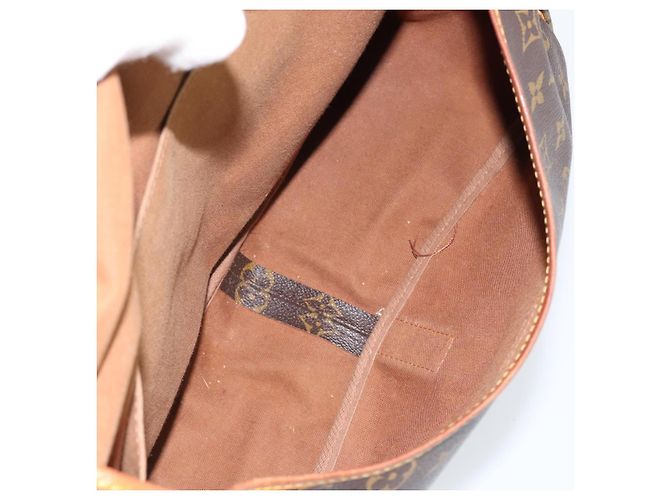 LOUIS VUITTON Monogram Saumur 35 Shoulder Bag M42254 LV Auth bs30448 - view 25