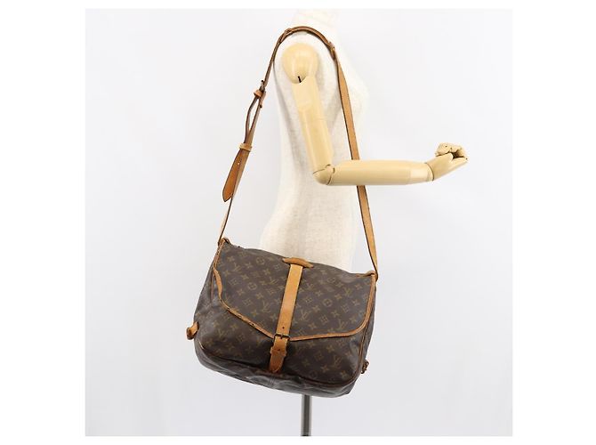 LOUIS VUITTON Monogram Saumur 35 Shoulder Bag M42254 LV Auth bs30448 - view 31
