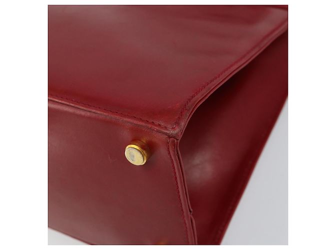 Sac à main Vala en cuir rouge et or de Salvatore Ferragamo Auth bs31710 Doré - vue 10