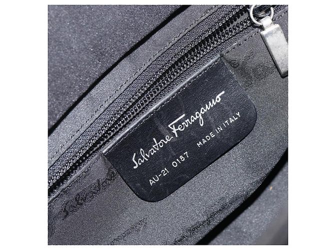 Borsa a mano Salvatore Ferragamo in tela nera e argento autentica bs31657 - vista 14