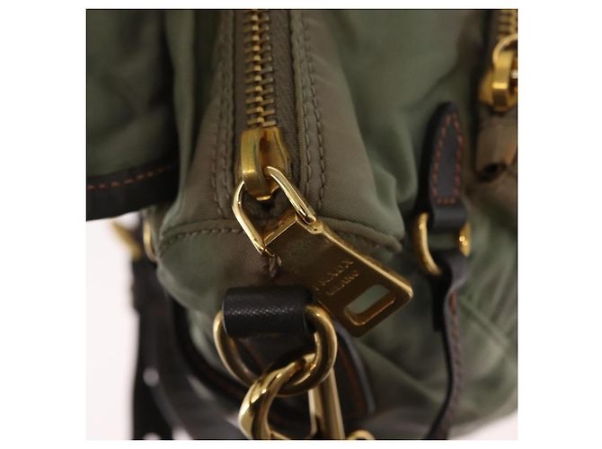 Bolsa de Ombro PRADA Nylon Verde Ouro Auth 155214 Dourado - vista 10