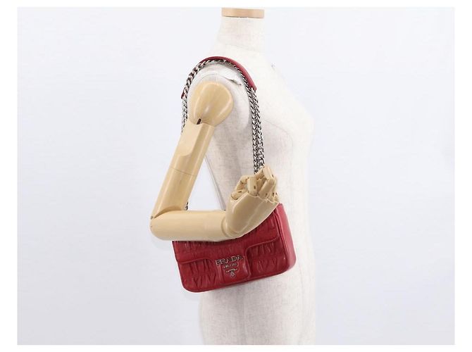 PRADA Borsa a Spalla in Pelle Nappa Goful con Catena Rossa Argento Auth 157786 Rosso - vista 24