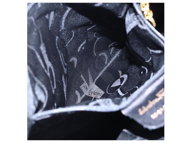 Borsa Tote in tela Salvatore Ferragamo con catena nera e oro Auth gh1290 - vista 19