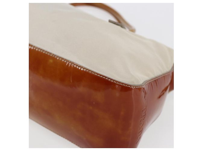 PRADA Borsa a mano in nylon smaltato 2 in 1 bianca argento Auth 152256 Bianco - vista 15