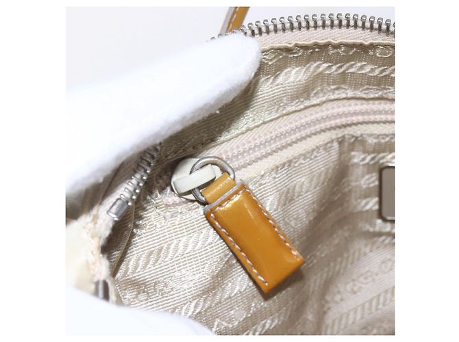 PRADA Borsa a mano in nylon smaltato 2 in 1 bianca argento Auth 152256 Bianco - vista 20