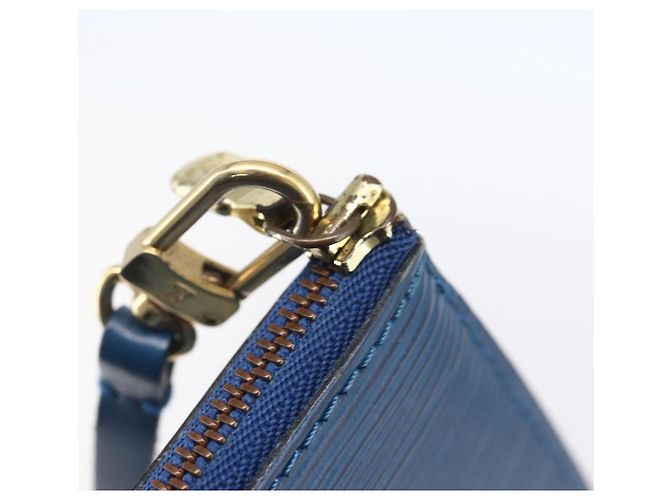 LOUIS VUITTON Epi Pochette Accessori Pouch Blu M52985 LV Auth BA8155 - vista 10