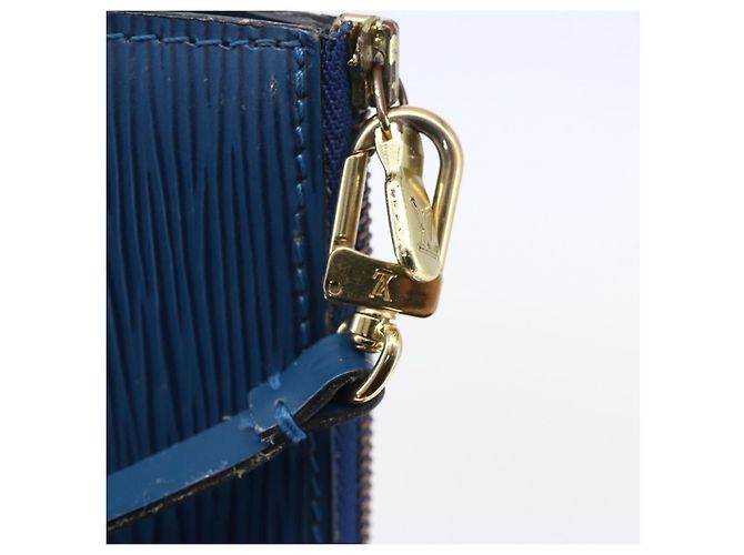 LOUIS VUITTON Epi Pochette Accessori Pouch Blu M52985 LV Auth BA8155 - vista 18