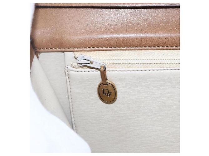 Christian Dior Schultertasche aus braunem Leder mit Gold Auth bs30791 Golden - Ansicht 18