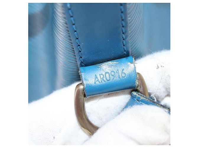 Noe LOUIS VUITTON Borsa a Spalla Petit Noé Epi Blu M44105 LV Auth BA7430 - vista 12