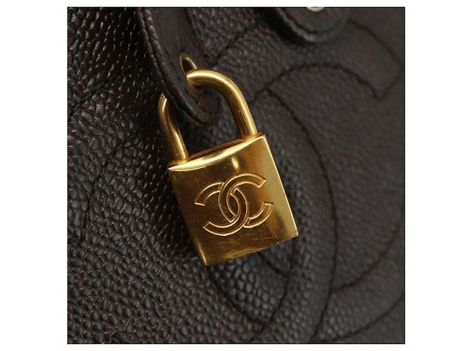 Pochette Vanity CHANEL COCO Mark in Pelle Caviar Marrone Oro CC Auth bs31399 D'oro - vista 15