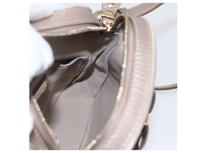 Borsa a spalla Vala in nylon beige oro Auth 159964 di Salvatore Ferragamo D'oro - vista 17