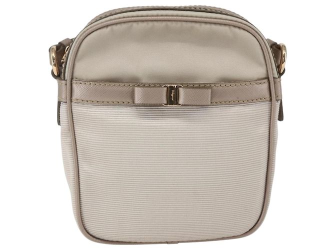 Borsa a spalla Vala in nylon beige oro Auth 159964 di Salvatore Ferragamo D'oro - vista 2