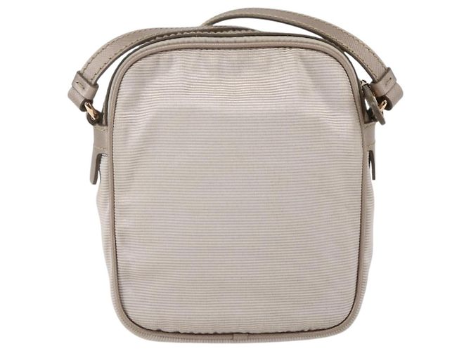 Borsa a spalla Vala in nylon beige oro Auth 159964 di Salvatore Ferragamo D'oro - vista 3