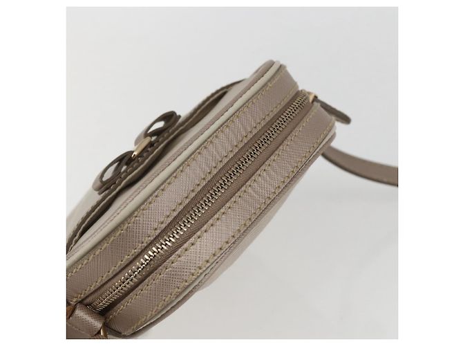 Borsa a spalla Vala in nylon beige oro Auth 159964 di Salvatore Ferragamo D'oro - vista 6