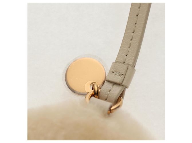 VERSACE Medusa Flauschiger Shearling Charm Beige Auth BA8973V - Ansicht 8