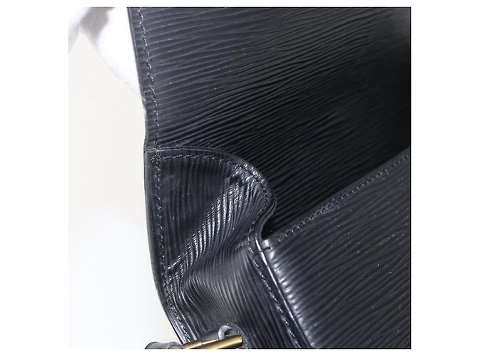 LOUIS VUITTON Borsa a Spalla Epi Saint Cloud GM Nera M52192 LV Auth 156981 Nero - vista 9