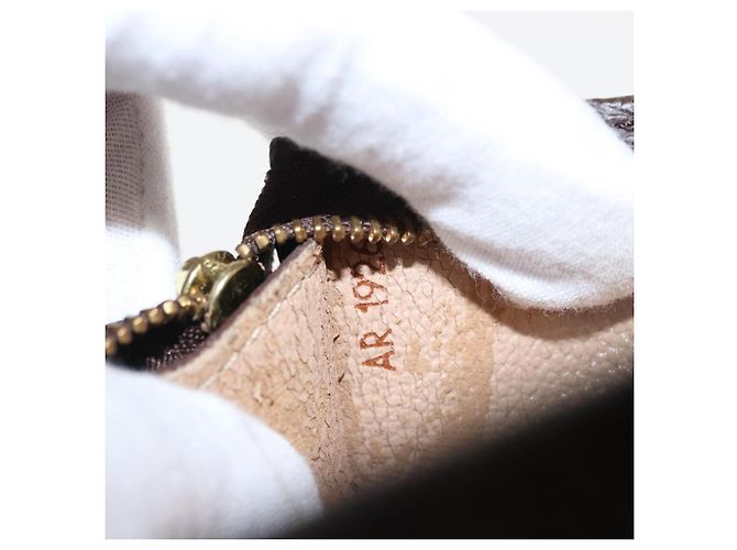 Bucket LOUIS VUITTON Monogramma Secchiello PM Pochette Accessorio LV Auth 157041 - vista 12