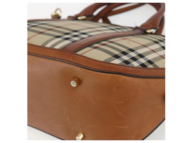 Bolsa de mão Nova Check em PVC da BURBERRY 2 vias Bege Ouro Auth fm4955 Dourado - vista 15