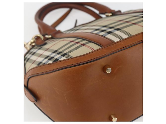 Bolsa de mão Nova Check em PVC da BURBERRY 2 vias Bege Ouro Auth fm4955 Dourado - vista 16