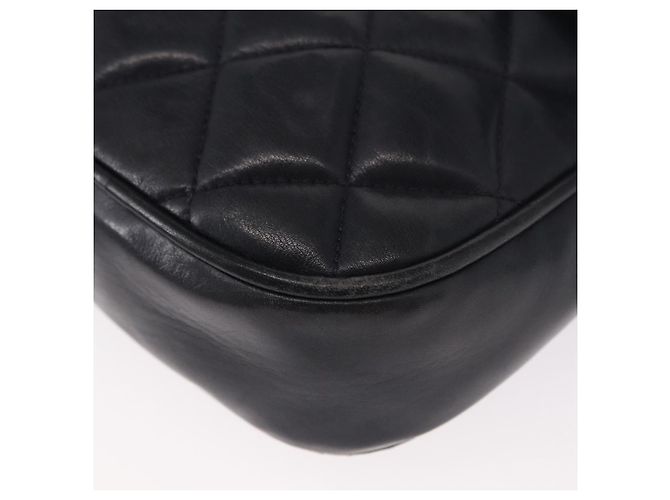 CHANEL Borsa a Spalla Matelassé in Pelle di Agnello Blu Navy Oro CC Auth 156505 D'oro - vista 15