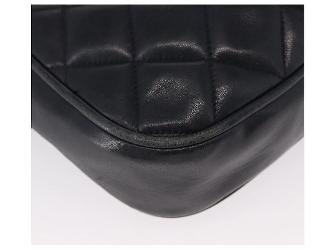 CHANEL Borsa a Spalla Matelassé in Pelle di Agnello Blu Navy Oro CC Auth 156505 D'oro - vista 16