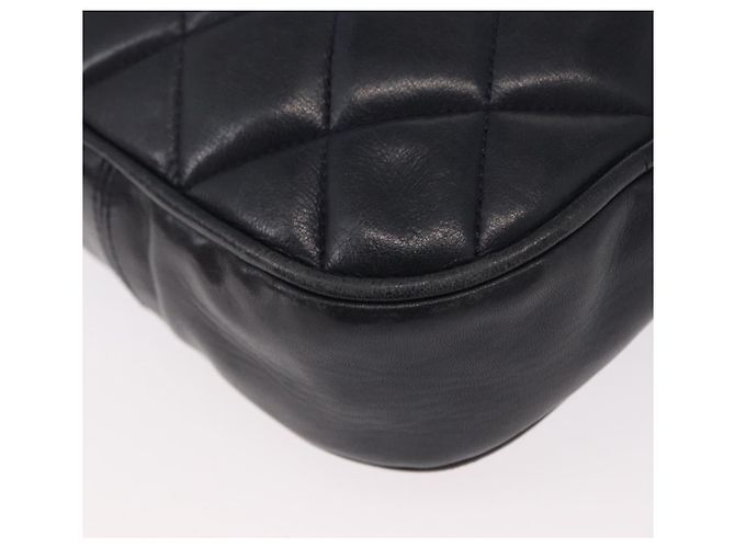 CHANEL Borsa a Spalla Matelassé in Pelle di Agnello Blu Navy Oro CC Auth 156505 D'oro - vista 17