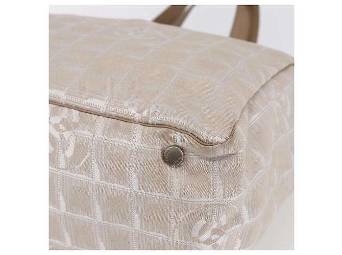 CHANEL Nuova linea di viaggio Borsa Tote in Nylon Beige CC Auth th6420 - vista 15