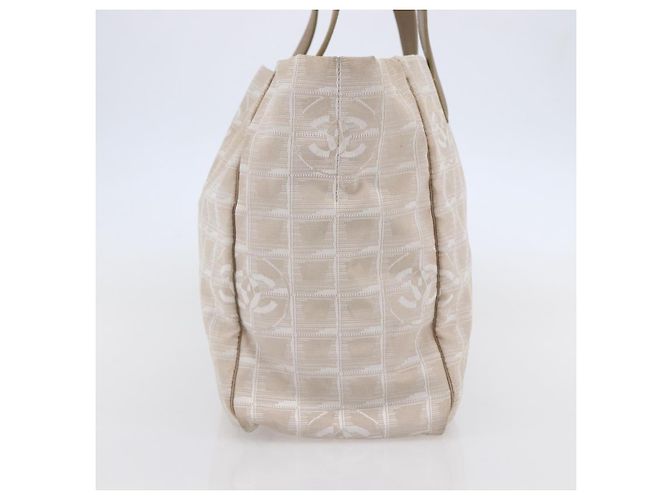 CHANEL Nuova linea di viaggio Borsa Tote in Nylon Beige CC Auth th6420 - vista 3