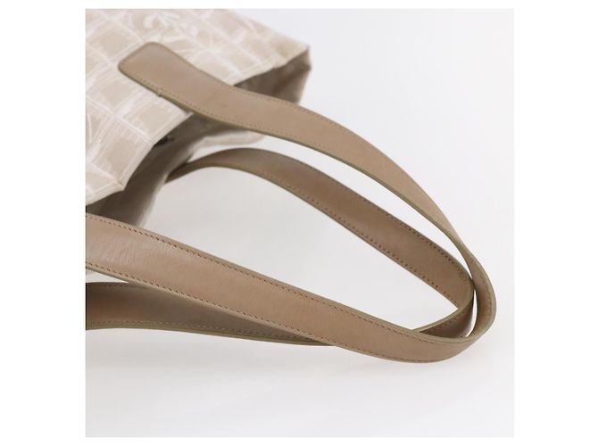 CHANEL Nuova linea di viaggio Borsa Tote in Nylon Beige CC Auth th6420 - vista 7