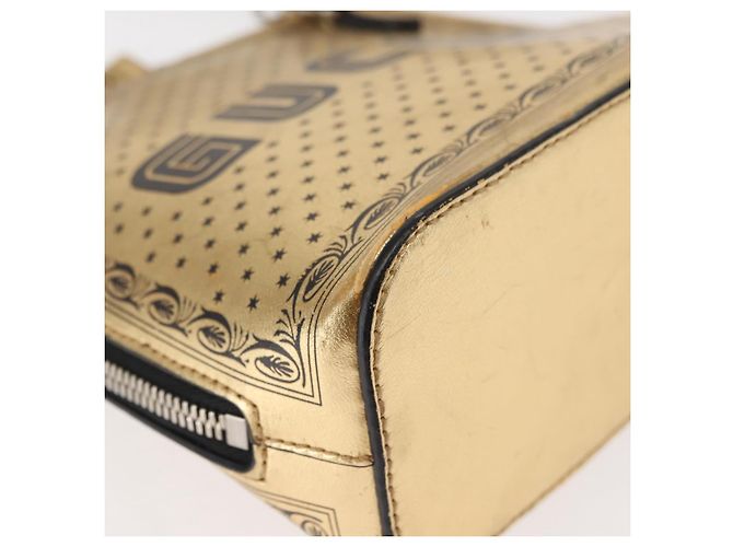 Borsa in pelle con stampa GUCCY GUCCIxSEGA oro argento 511189 Auth bs30126 D'oro - vista 9
