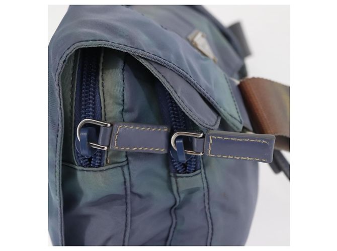 Borsa a Spalla PRADA in Nylon Azzurro Chiaro Auth ki5998 Blu chiaro - vista 18