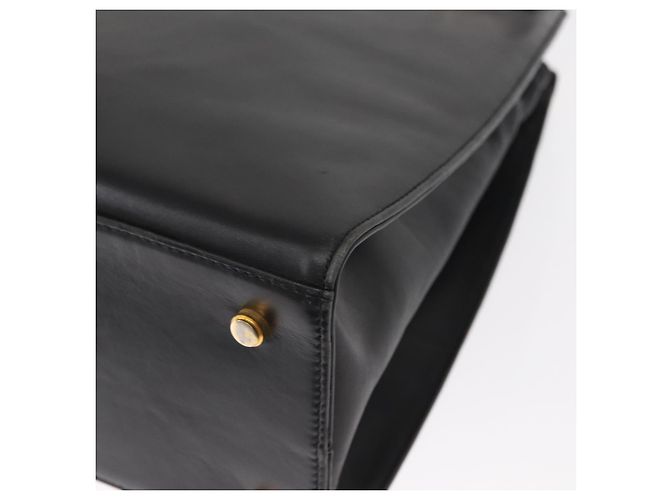 Borsa a Spalla Gancini in Pelle Nera e Oro Auth 157016 di Salvatore Ferragamo Nero D'oro - vista 13