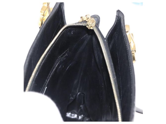 Borsa a Spalla Gancini in Pelle Nera e Oro Auth 157016 di Salvatore Ferragamo Nero D'oro - vista 18