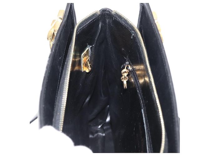 Borsa a Spalla Gancini in Pelle Nera e Oro Auth 157016 di Salvatore Ferragamo Nero D'oro - vista 19