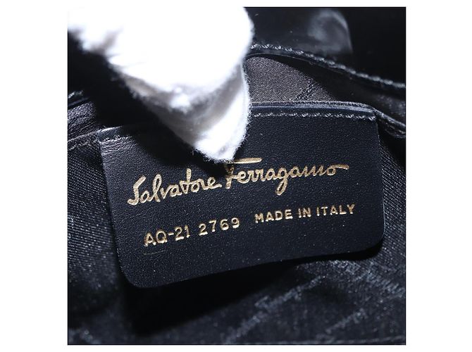 Borsa a Spalla Gancini Smalto Nero Oro Salvatore Ferragamo Auth bs31656 D'oro - vista 15