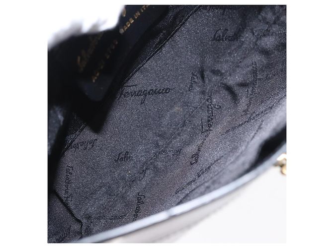 Borsa a Spalla Gancini Smalto Nero Oro Salvatore Ferragamo Auth bs31656 D'oro - vista 16