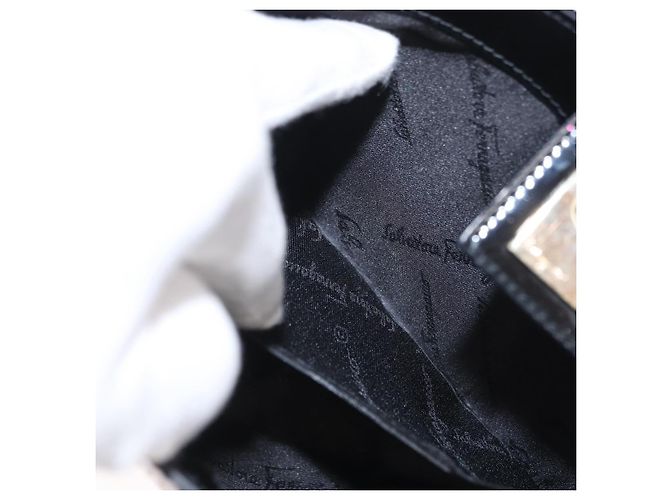 Borsa a Spalla Gancini Smalto Nero Oro Salvatore Ferragamo Auth bs31656 D'oro - vista 19