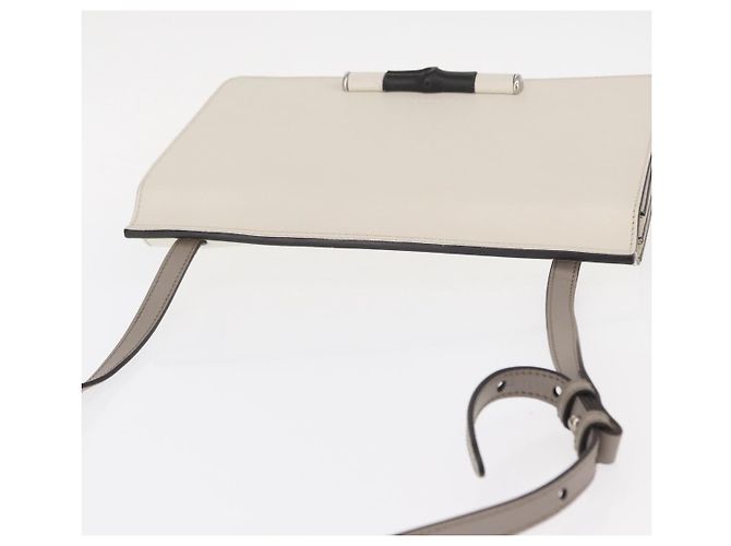 Borsa a Spalla in Pelle Gucci Bamboo Bianca Argento 370817 Auth 156171 Bianco - vista 6