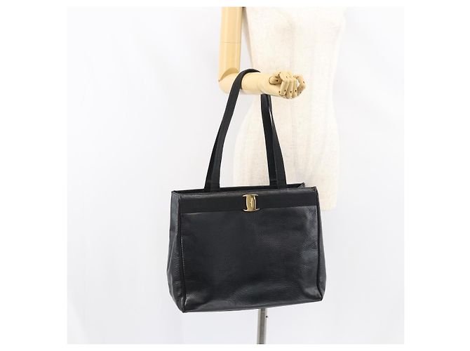 Borsa Tote Vala in pelle nera e oro Auth BA8688 di Salvatore Ferragamo Nero D'oro - vista 21